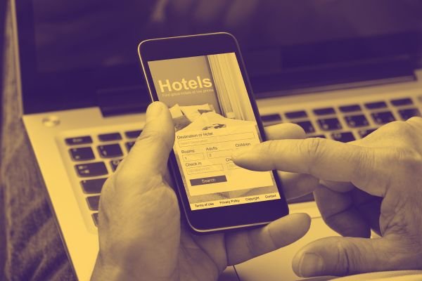Página web profesional enfocada en ventas y seguimiento comercial